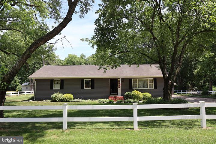 Photo of 29429 Edgewood Avenue