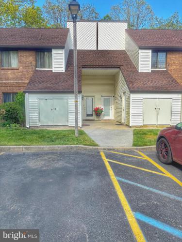 Photo of 15 Country Oak Lane, Egg Harbor Township NJ