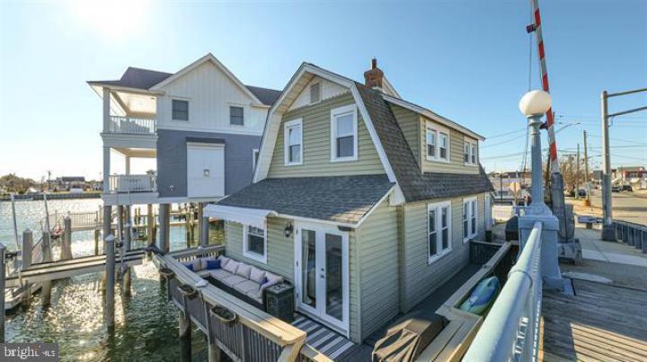 Photo of 104 N Derby Avenue, Ventnor City NJ