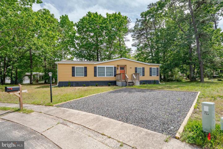 Photo of 24 Holly Court, Mays Landing NJ