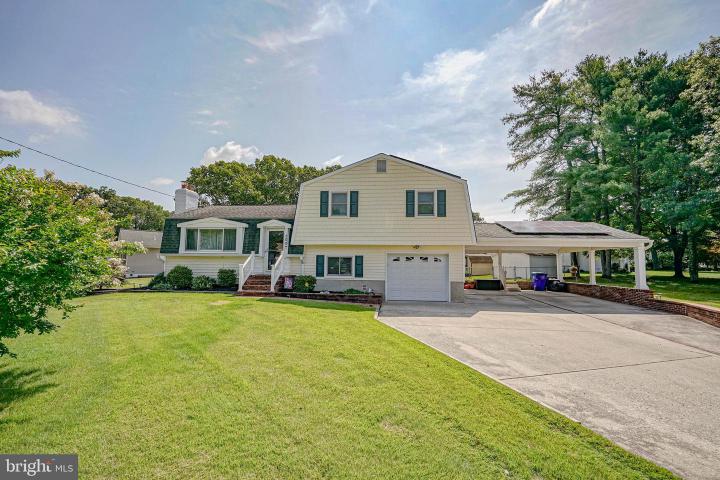 Photo of 200 Lakeview Drive, Hammonton NJ