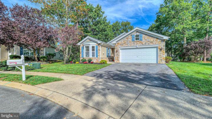 Photo of 415 Scarborough Court, Galloway NJ