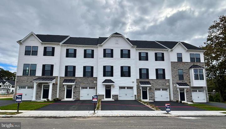 Photo of 2102 Angelina Lane, Somers Point NJ