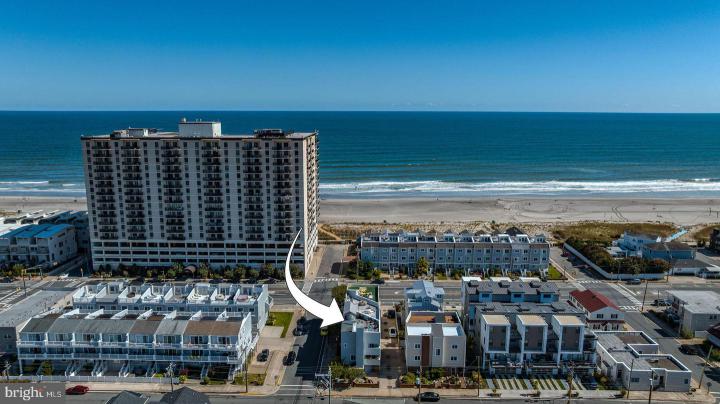 Photo of 104 S Monroe Avenue, Margate City NJ