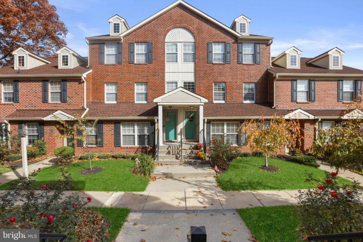 Photo of 1544 Benjamin Franklin Court