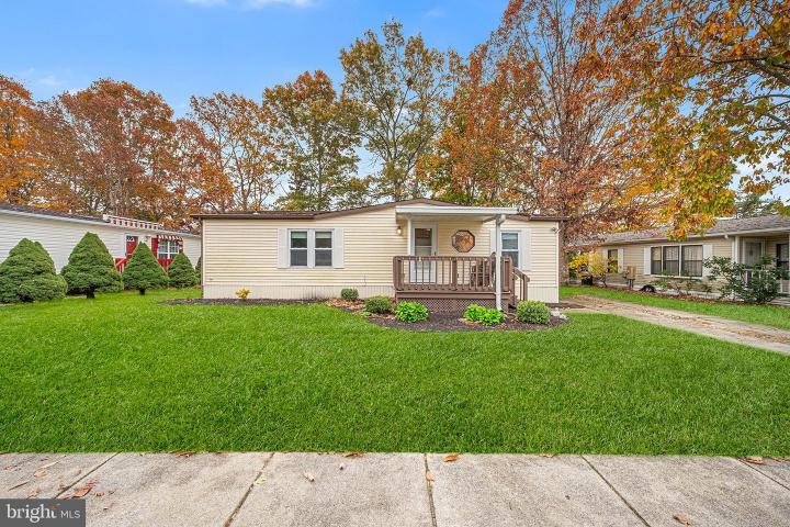 Photo of 4 Locust Ct