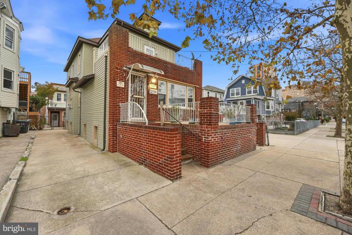 Photo of 101 N Brighton Avenue