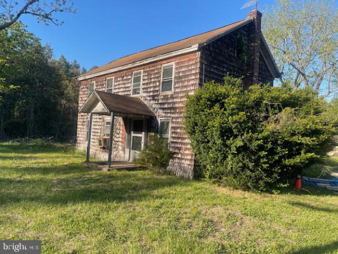 Photo of 901 Columbia Road