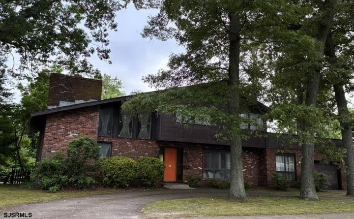 Photo of 12 Oakview Drive, Northfield NJ