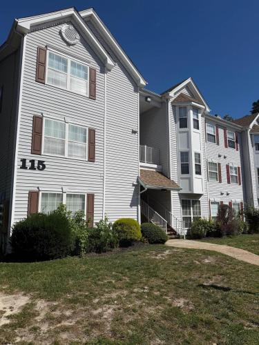 Photo of 4 Navajo Court, Galloway Township NJ