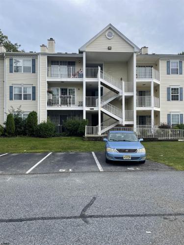 Photo of 52 Navajo Court, Absecon NJ