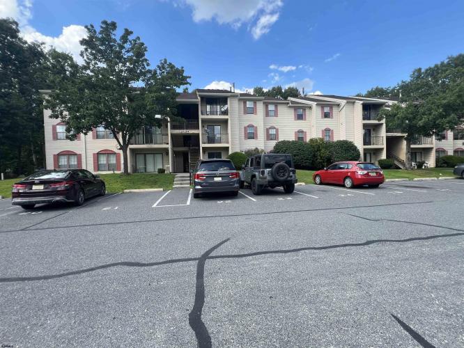 Photo of 22 Colonial Court, Galloway Township NJ