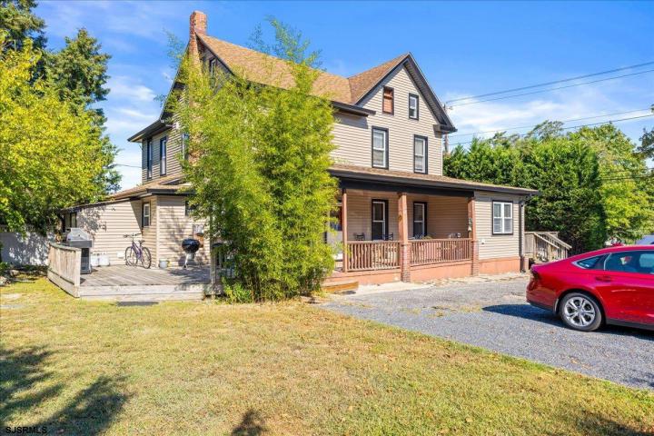 Photo of 743 N Shore Road