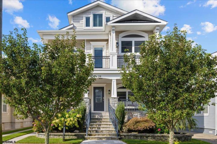 Photo of 28 S Huntington Avenue, Margate NJ