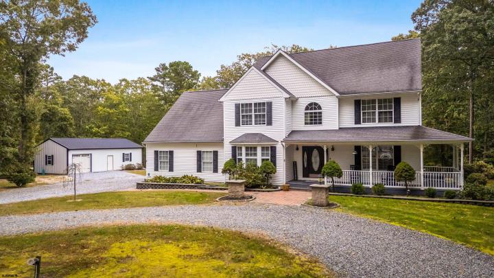 Photo of 8 Eaglewood Drive, Smithville NJ