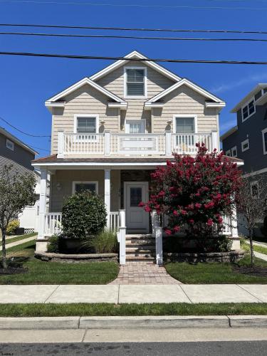 Photo of 107 N Douglas, Margate NJ