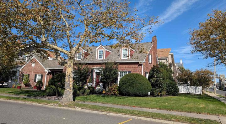 Photo of 1 N Somerset Avenue