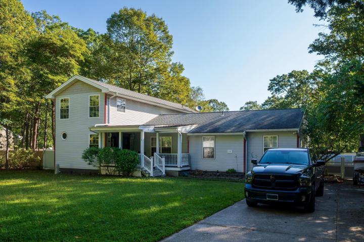 Photo of 115 Douglass Avenue