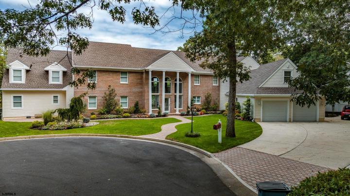 Photo of 4 Princeton Lane, Linwood NJ