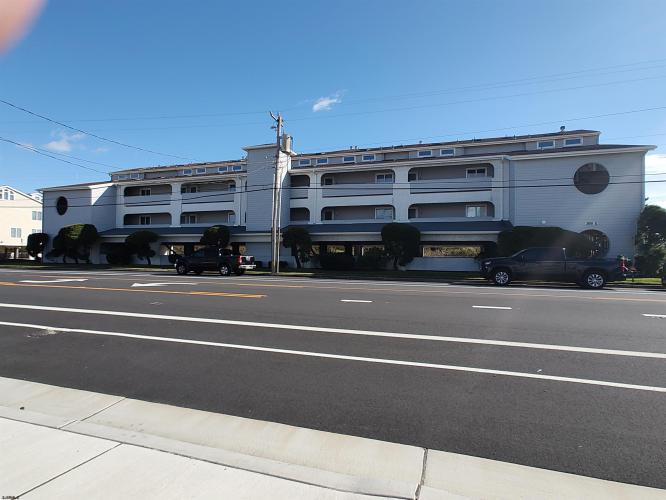 Photo of 300 E Brigantine Avenue