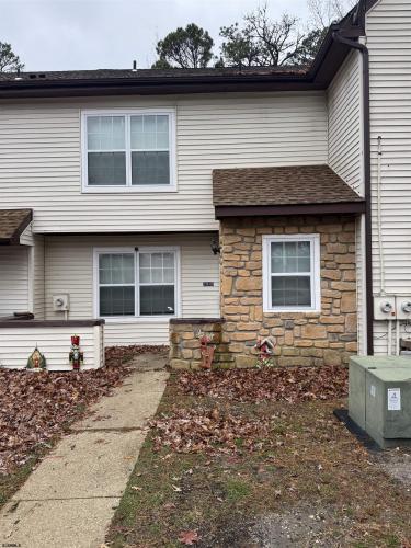 Photo of 2818 Hawthorn Court