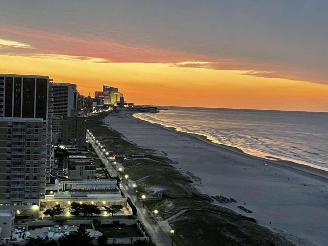 Photo of 4800 Boardwalk