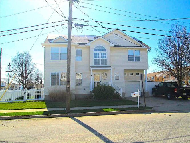 Photo of 700 N Surrey Avenue, Ventnor Heights NJ