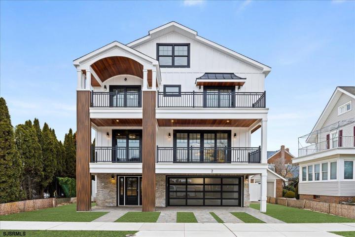 Photo of 2 N Pembroke Avenue