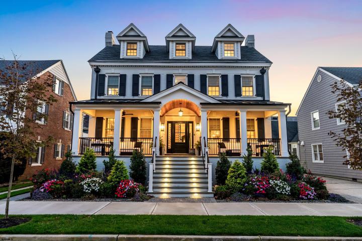 Photo of 8 S Quincy Avenue