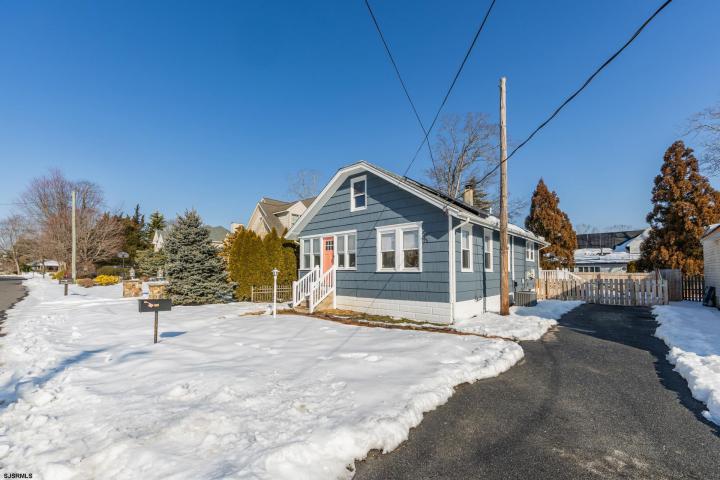 Photo of 614 W Vernon Avenue