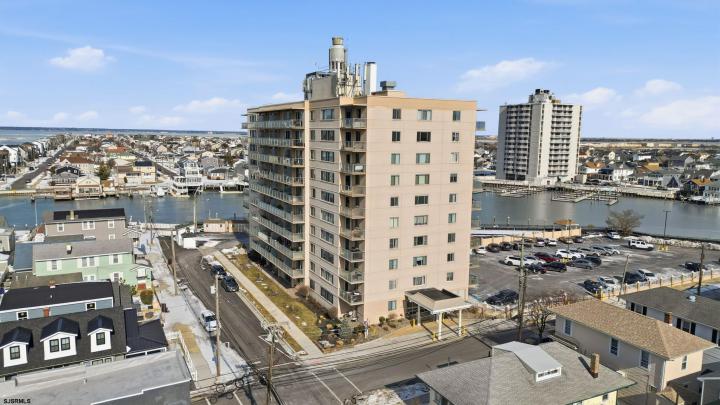 Photo of 6101 Monmouth Avenue