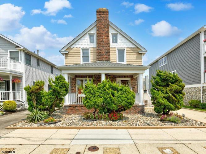 Photo of 11 S Frontenac Avenue