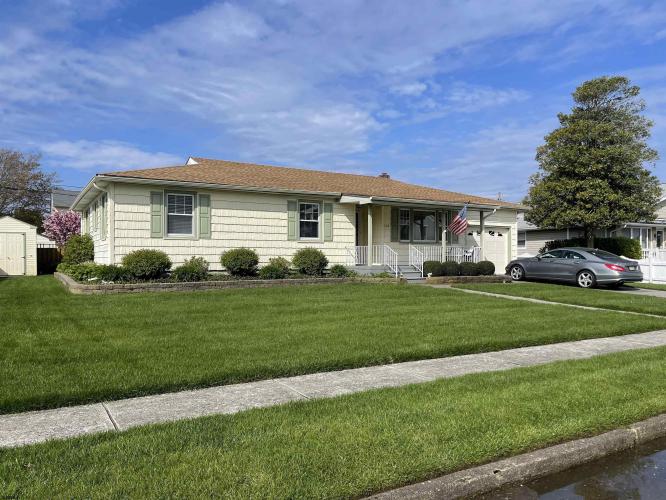 Photo of 208 20th Street S