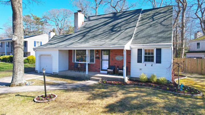 Photo of 1920 West Avenue