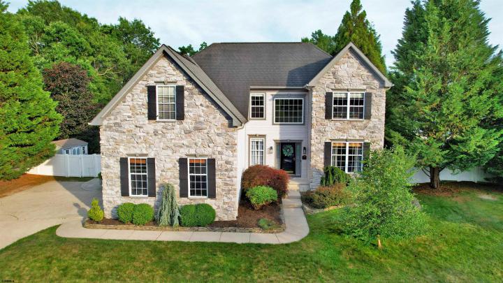 Photo of 113 Iris Drive