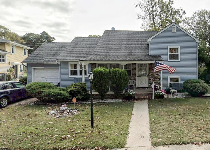 Photo of 402 Aster Avenue