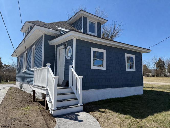 Photo of 439 W Delilah Road