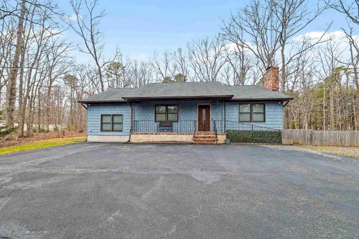 Photo of 206 5th Avenue, Estell Manor NJ