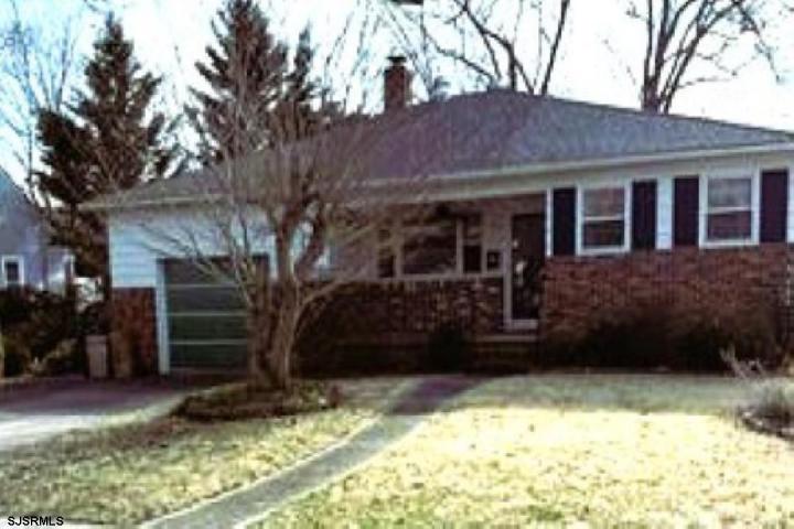 Photo of 182 W Meyran Avenue