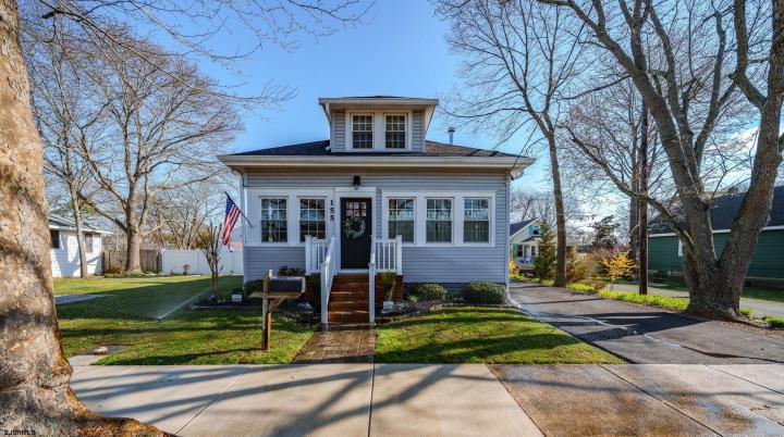 Photo of 155 W Johnson