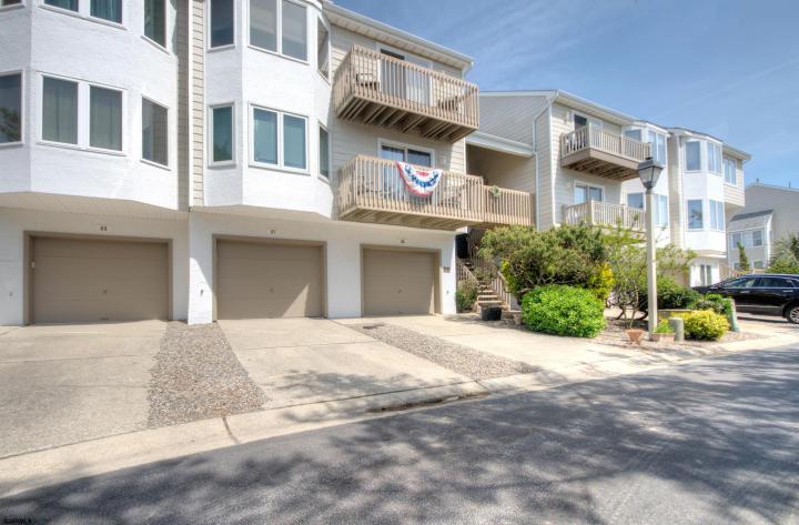 Photo of 27 Seaside Road