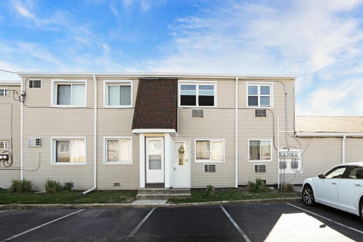 Photo of 4901 Harbor Beach Bouleva