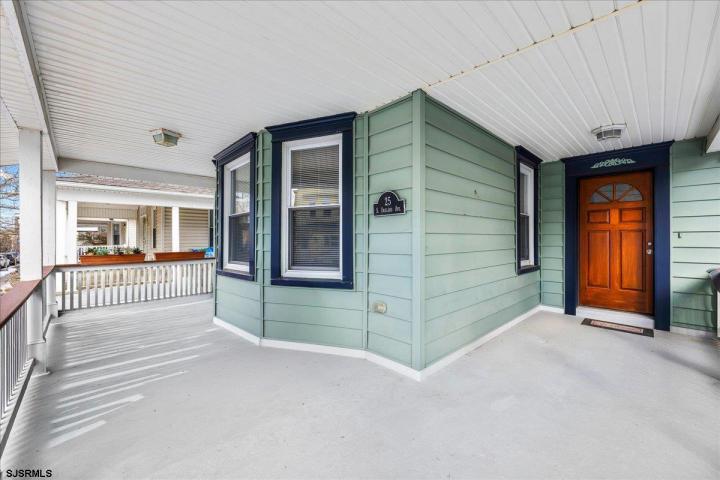 Photo of 25 S Oakland Avenue