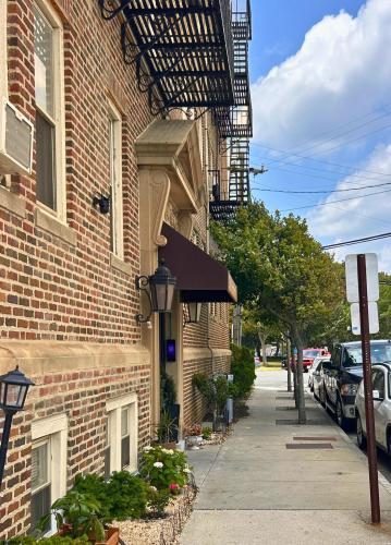 Photo of 2 S Hartford Avenue