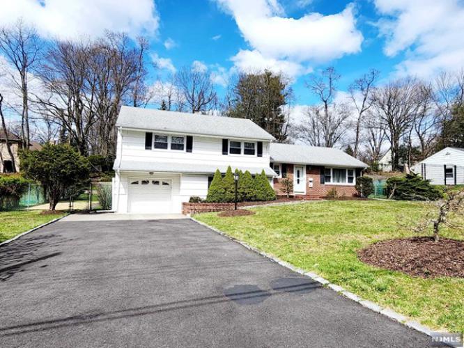 Photo of 46 Garry Road, Closter NJ