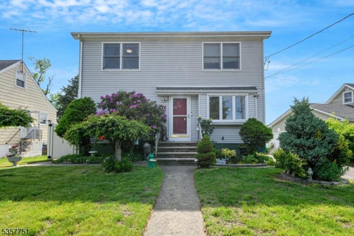 Photo of 12 Streuli Court, Elmwood Park NJ