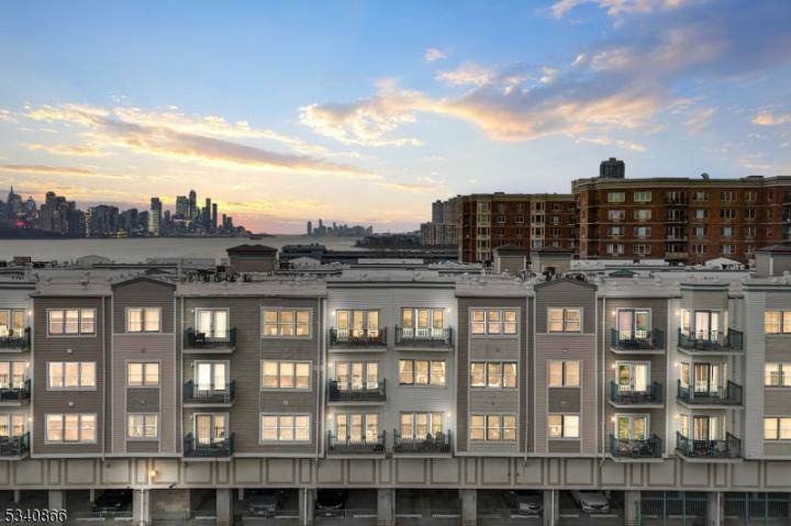 Photo of 344 The Promenade 344