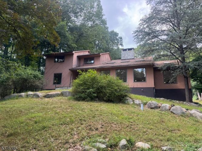 Photo of 724 Tall Oaks Court