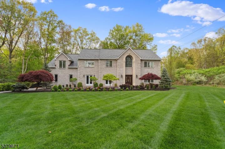 Photo of 7 Orchard Lane, Old Tappan NJ