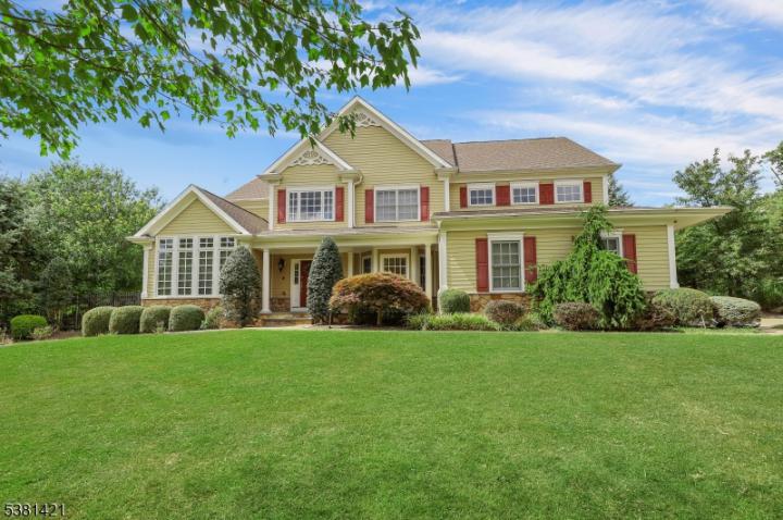 Photo of 22 Meadow Lake Drive, Mahwah NJ